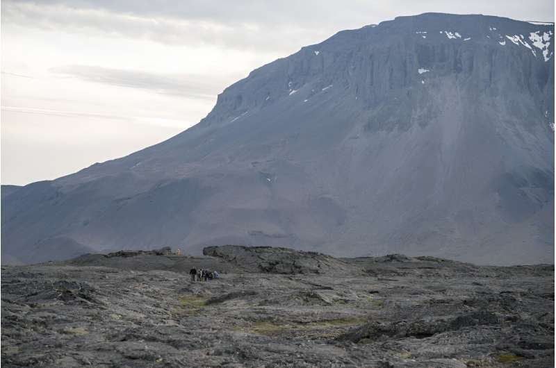 NASA's Artemis II crew uses Iceland terrain for lunar training
